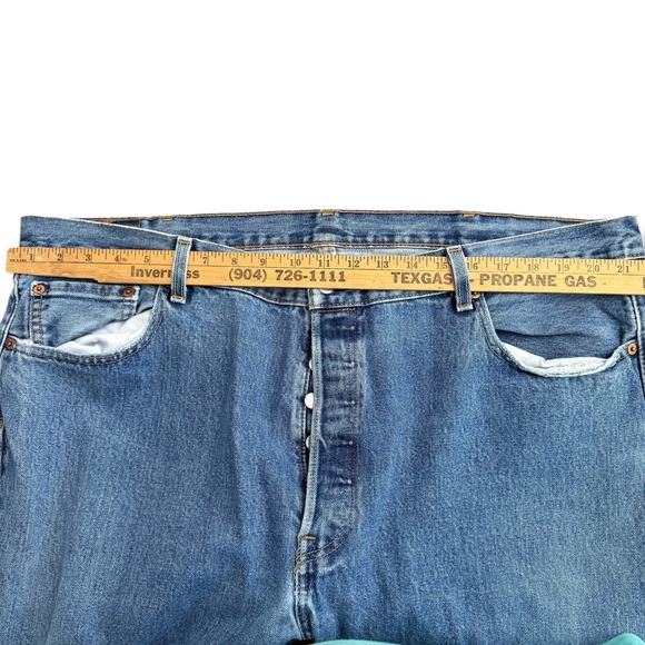 Levi's 501 Jeans‎ Mens 42x30 Light Wash Denim Button Fly Regular Fit - Picture 5 of 9